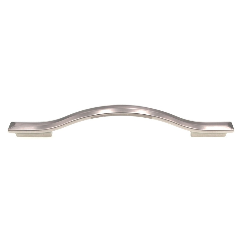 Schaub Skyevale Cabinet Pull 5 (128mm), 6 1/4 (160mm) Ctr Satin Nickel 305-15