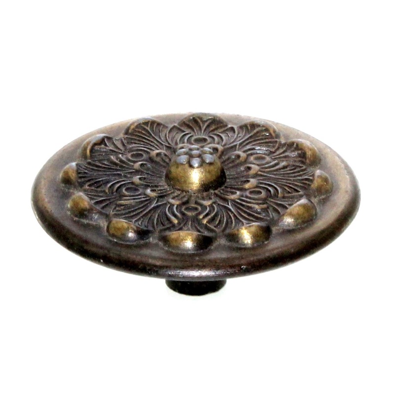 Antique Brass 1 1/2 Ornamental Round Cabinet Knob 933-AB