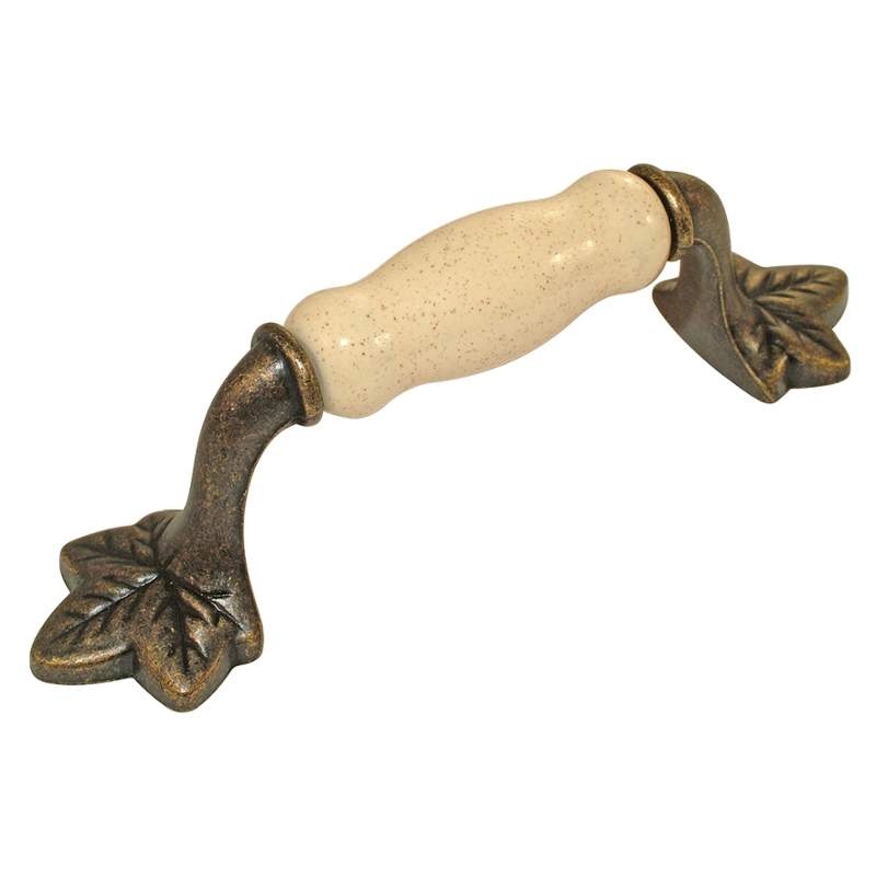 Hickory Country Casual Oatmeal, Windover Antique Brass Cabinet 3cc Handle Pull P3034-WOAO