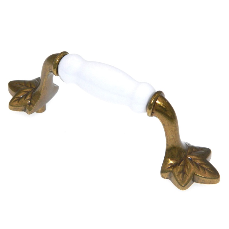 Hickory Hardware Country Lancaster Polished, White Porcelain 3cc Leaf Cabinet Pull P3034-LPW