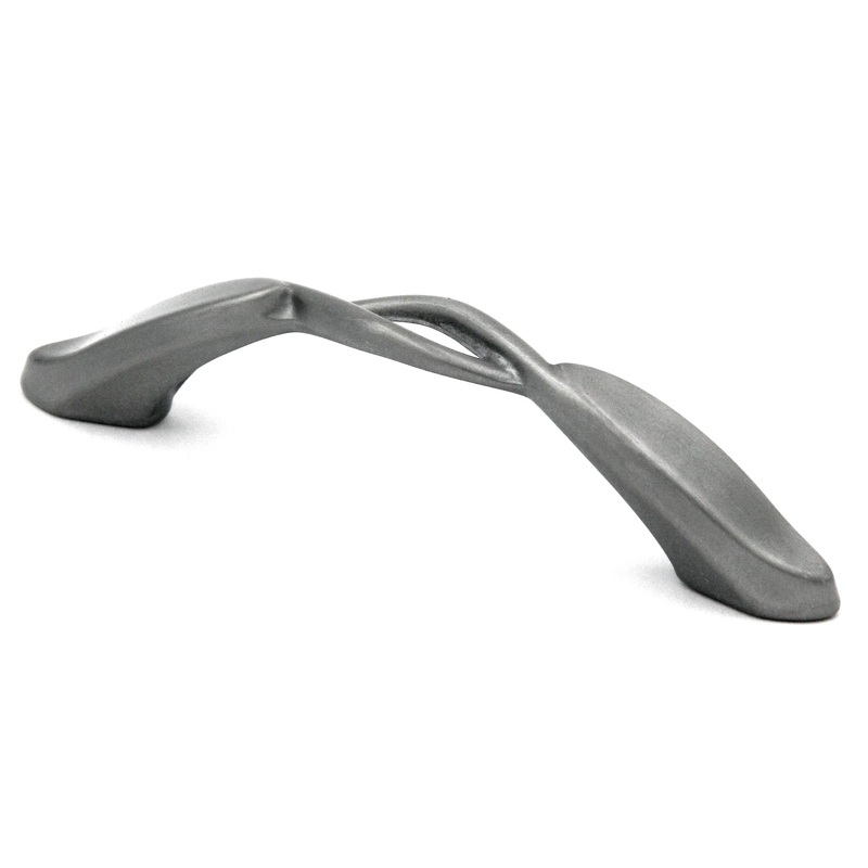 Hickory Hardware Eclipse Chromolux Cabinet  3cc Handle Pull P335-CLX
