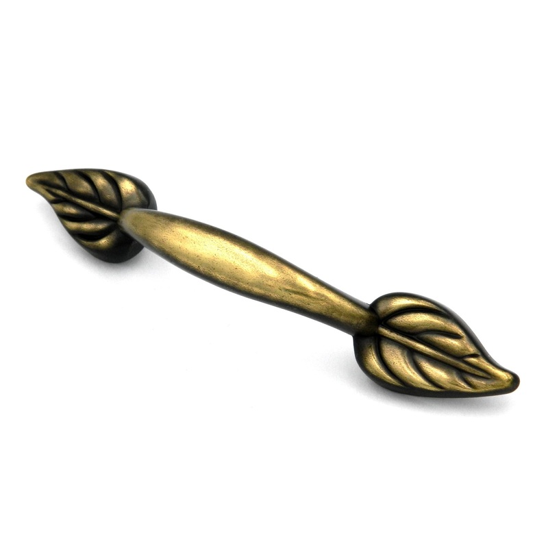Hickory Hardware Touch of Spring Windsor Antique Cabinet 3cc Handle Pull P7303-WA