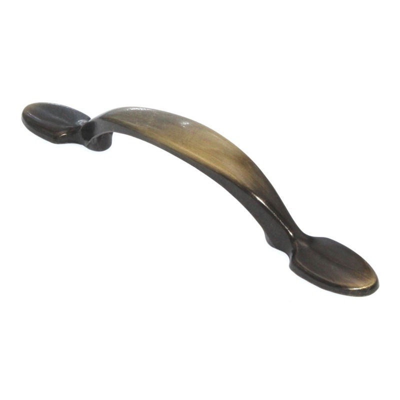 Showcase  Antique Brass Cabinet  3cc Handle Pull P2381-AB