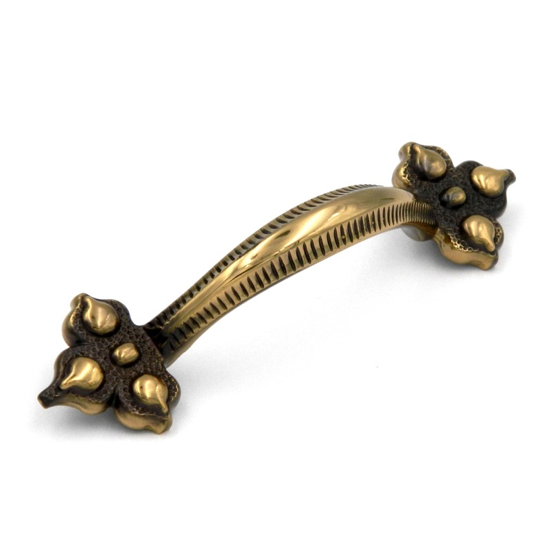 Belwith Keeler Spanish Gothic P3020-07 Sherwood Antique Brass 3cc Cabinet Handle Pull