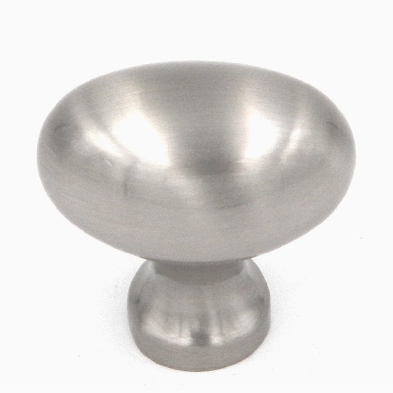 Hickory Hardware Williamsburg 1 1/4 Satin Nickel Oval Smooth Cabinet Knob P3054-15