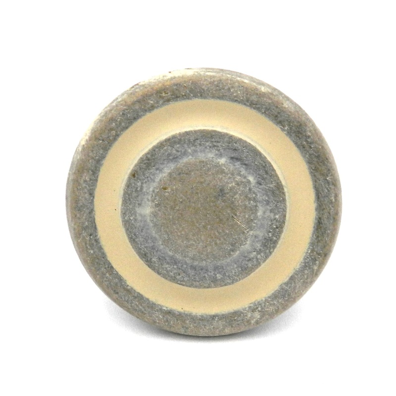 Hickory Hardware Manchester Blonde Antique 1 3/8 Ridged Cabinet Knob Pull P2011-BOA