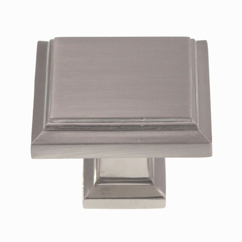 Atlas Homewares Sutton Place 1 1/4 Square Cabinet Knob Brushed Nickel 289-BRN
