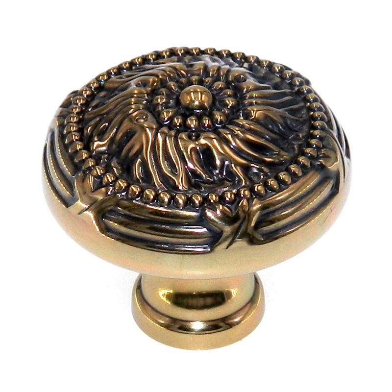 Keeler Ribbon & Reed Sherwood Antique 1 1/4 Solid Brass Cabinet Knob M102