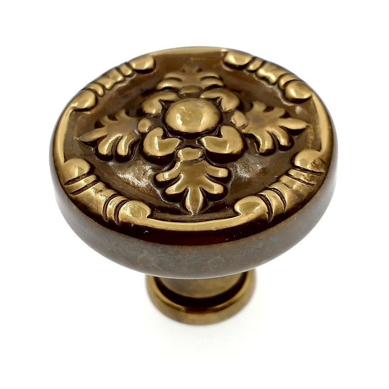Belwith Keeler Richelieu Sherwood Antique Brass 1 1/4 Ornate Cabinet Knob F106