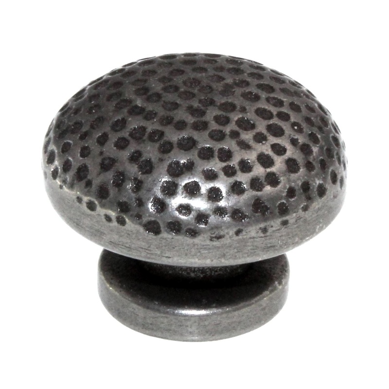 Top Knobs 1 1/2 Britannia Warwick Round Cabinet Knob Cast Iron M49