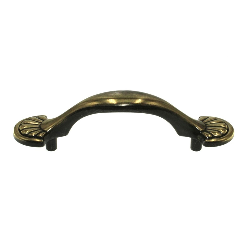 Hickory Hardware Newport Windsor Antique 3 Ctr. Cabinet Pull Handle P538-WA