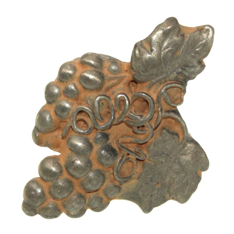 Anne at Home Grape Cluster Left Pewter with Maple Wash 2 Cabinet Knob 328-138