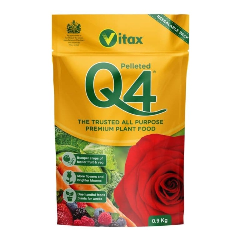 Vitax Q4 Pelleted Pouch – 0.9kg