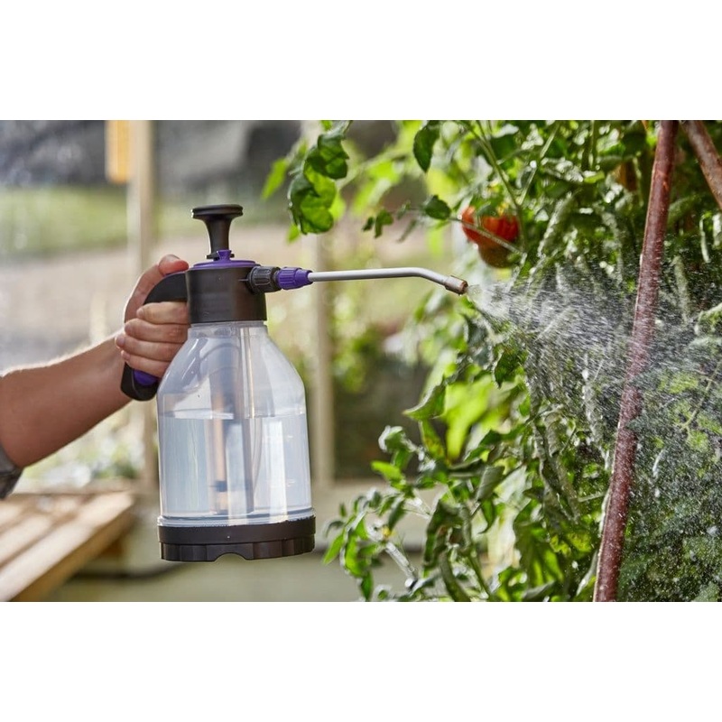 Defenders Heavy Duty Pressure Sprayer & Lance – 1.5L