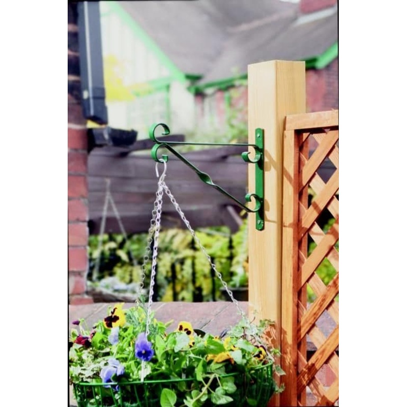 Ambassador Hanging Basket Bracket – 25cm/10 Green