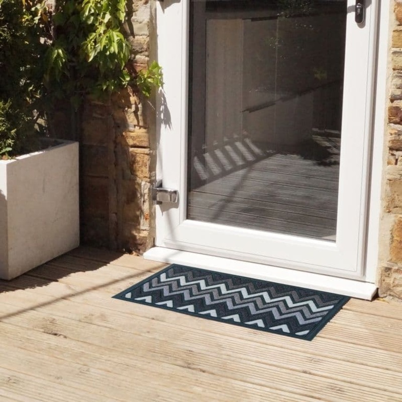 Groundsman Scrape N Sorb Mat 40 x 60cm – Chevron Grey