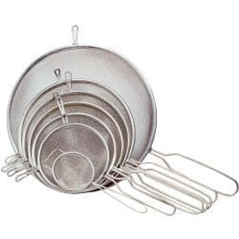 Chef Aid Metal Strainer – 20.5cm dia