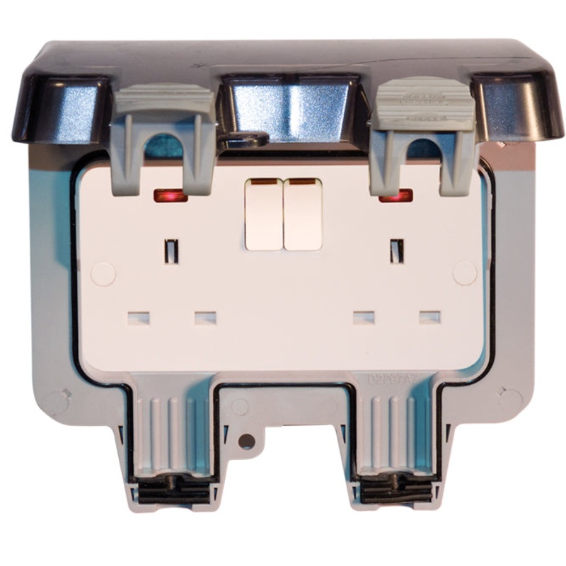 BG 2 Gang 13 Amp Switched Outdoor Socket IP66 DP