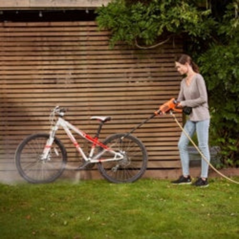Black & Decker 18v Pressure Cleaner – 2a Charger