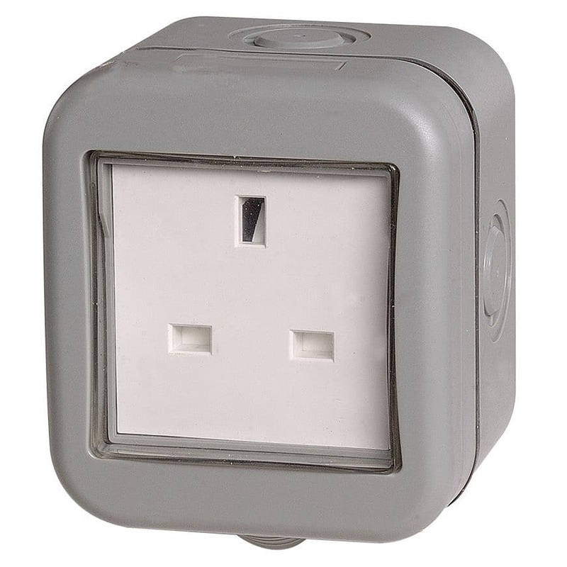 BG Weatherproof IP55 13Amp Unswitched 1 Gang Socket