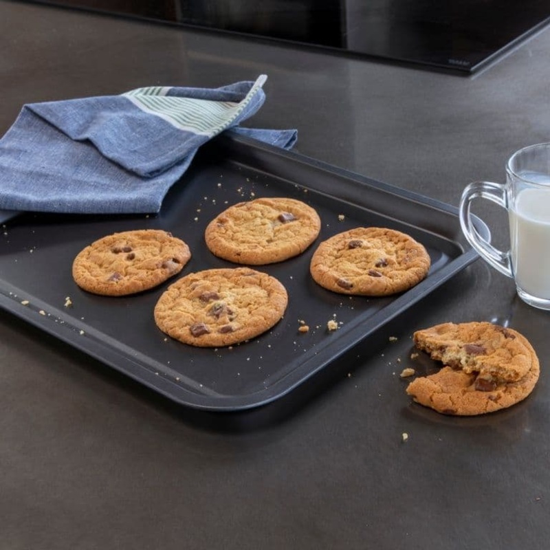 I-Bake Oven Tray – 384 x 268 x 16mm